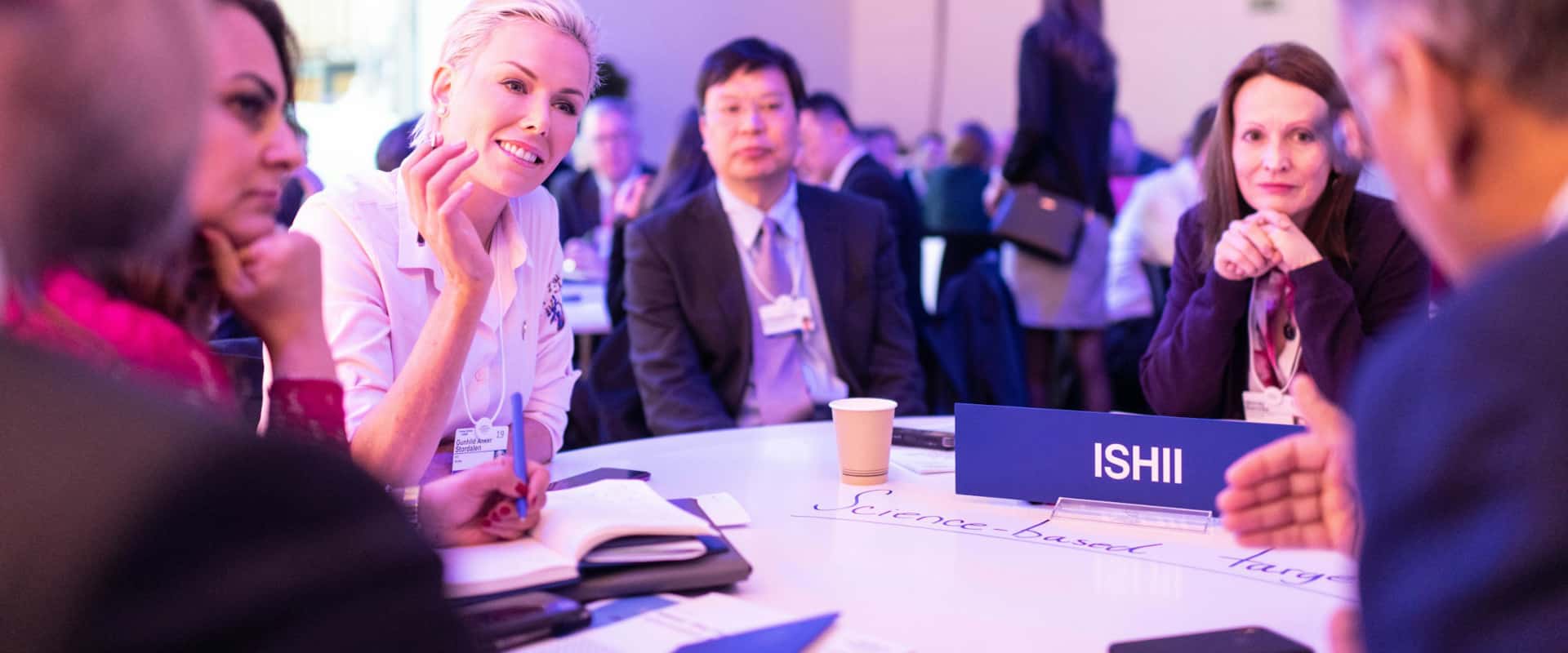 A group meets for breakfast when business networking on Aucklands North Shore.